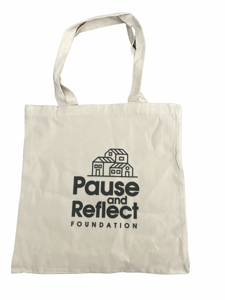 Tote Black PRH House